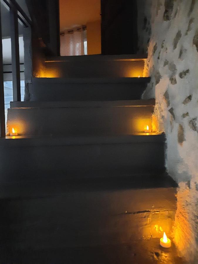 Maison avec jacuzzi Saint-Mitre-les-Remparts Extérieur photo
